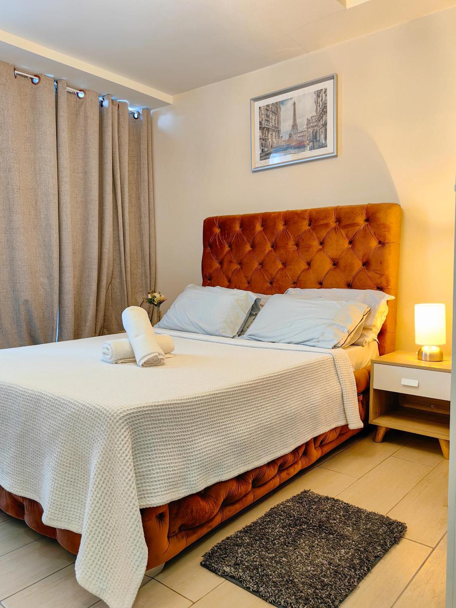 Modern 1Br In Uptown Bgc Aparthotel Taguig Exterior photo